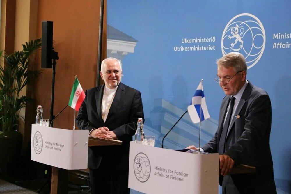 ظریف: فروش نفت ایران توسط هیچ نهاد بین المللی تحریم نشده است