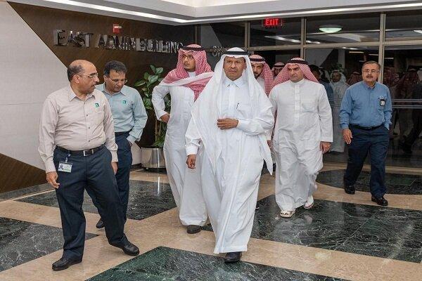 انتشار تصاویر حضور وزیر انرژی عربستان در پالایشگاه بقیق