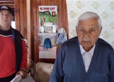 خبرنگاران سرمربی اسبق تیم کشتی فرنگی ترکیه در 102 سالگی: در خانه بمانید