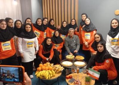 لحظه سال تحویل دختران هندبال ایران در قزاقستان